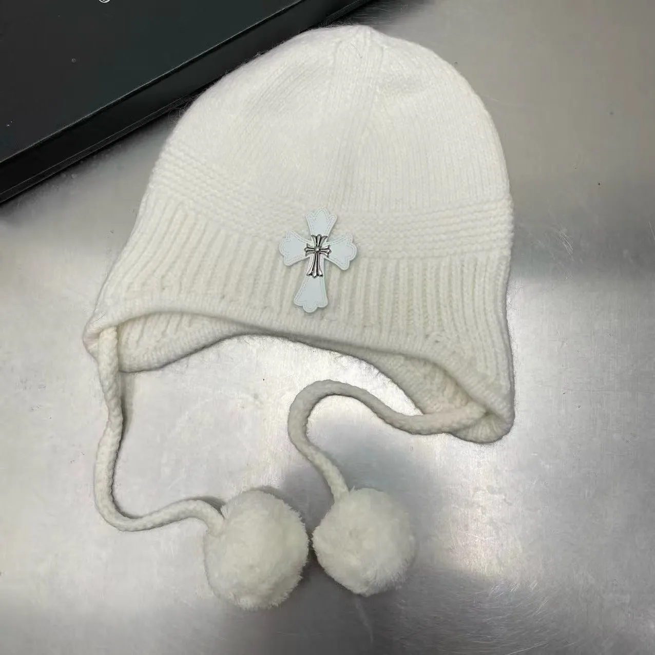Crow heart thunder hat ear protection hat